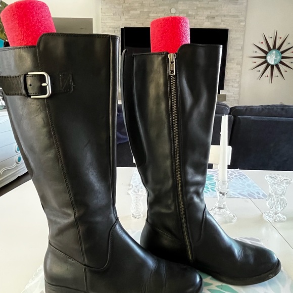 Bass Lauren Leather Black Boots - Picture 2 of 6